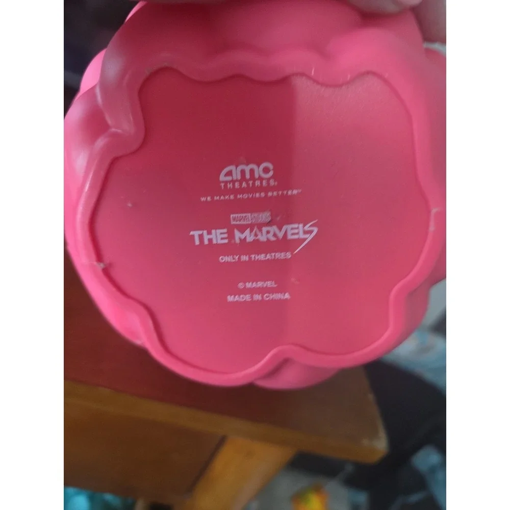 AMC Disney Marvels Flerkitten Egg Popcorn Bucket and Sipper Cup - Grey Kitten